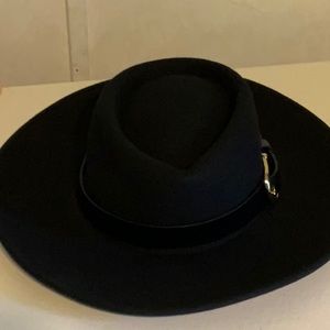 Michael Kors hat